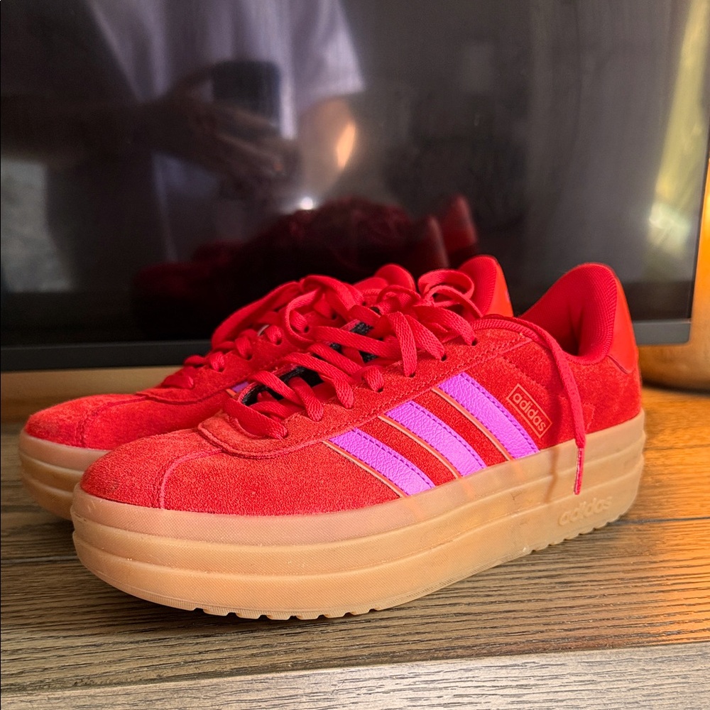 Adidas Women's Red and Purple Sneakers
 Worn 2 times. No smell.